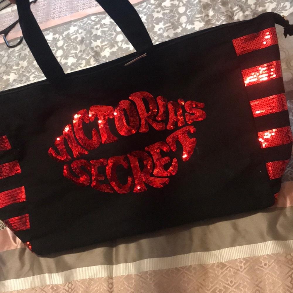 VS pink tote NWT